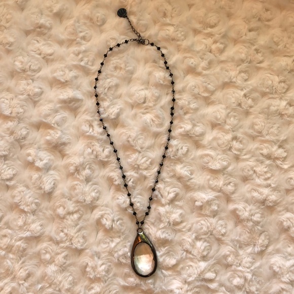 Black beaded necklace with clear pendant - Picture 2 of 5